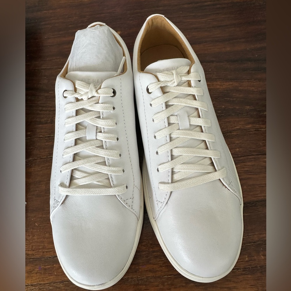 Women's Grand Crosscourt Sneakers
 Sneakers Size 9 New-